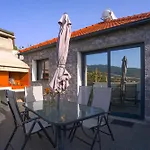 Moonfall House * Arco da Calheta (Madeira)