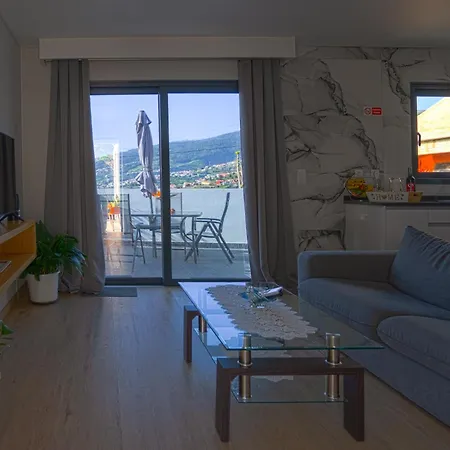 Moonfall House 아르코다카헤타