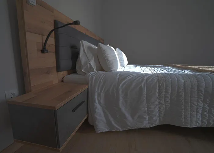 Moonfall House 아르코다카헤타