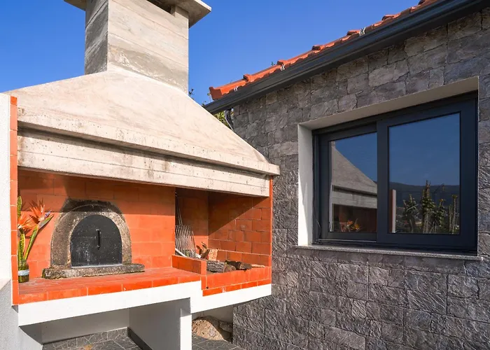 Moonfall House Nyaraló