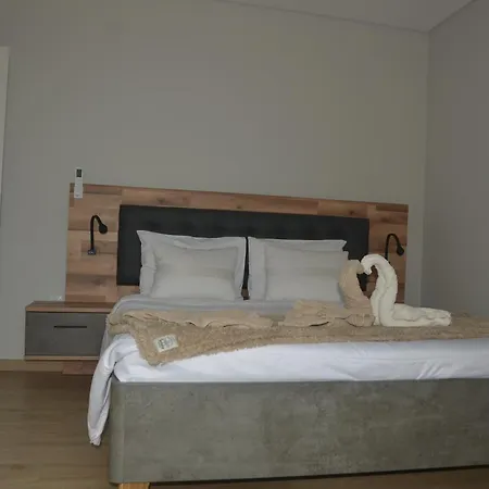 בית נופש Moonfall