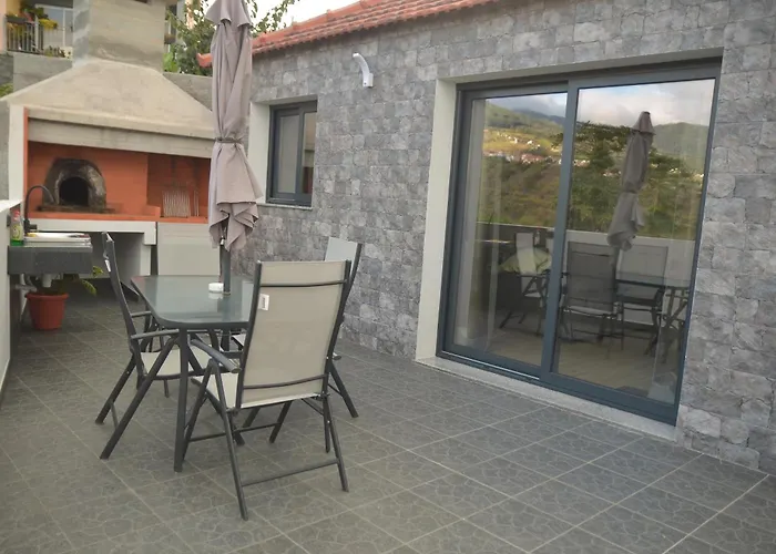 Moonfall Prázdninový dům