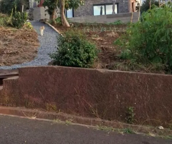 בית נופש Moonfall House