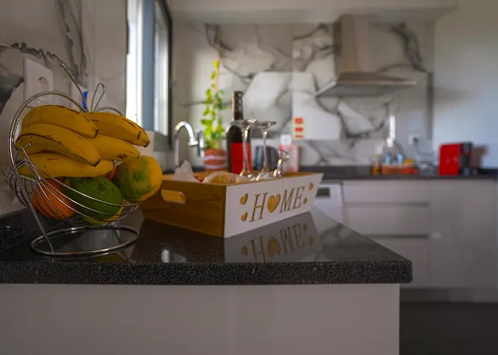 Moonfall House בית נופש ארקו דה קלחטה